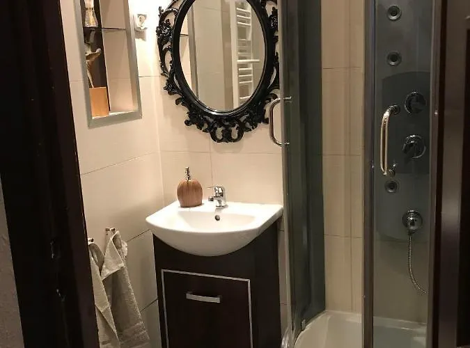 W Domku アパート *